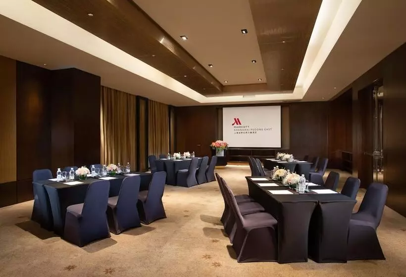 Shanghai Marriott Hotel Pudong East