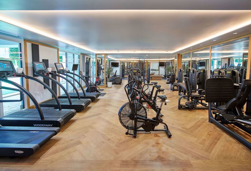 The Maybourne Beverly Hills, Maybourne Hotel Collection