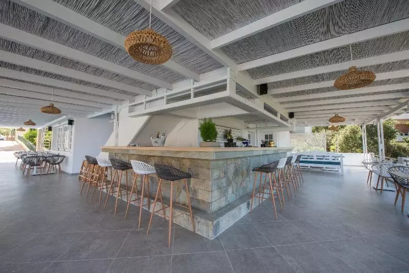 Minas Apartments
