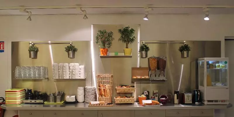 Brit Hotel Caen-est Mondeville