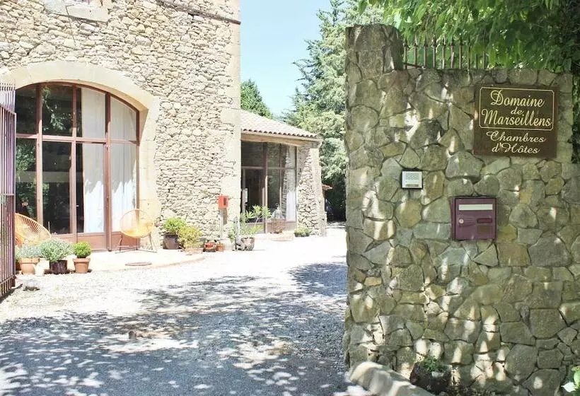 Domaine De Marseillens