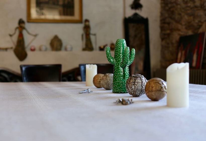 Domaine De Marseillens