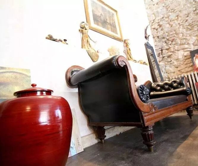 Domaine De Marseillens