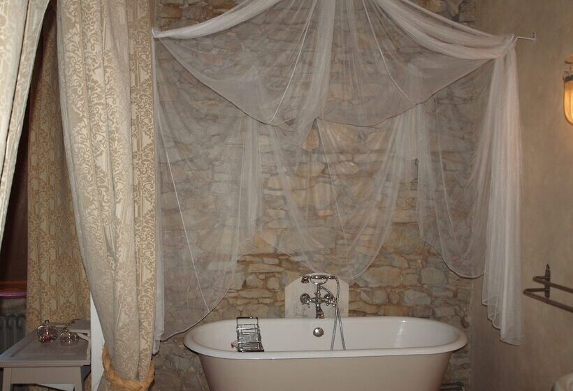 Domaine De Marseillens