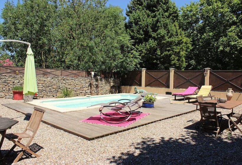 Domaine De Marseillens