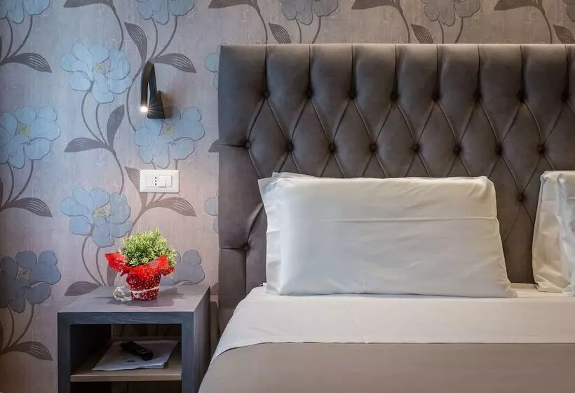 Florence Old Bridge B&b