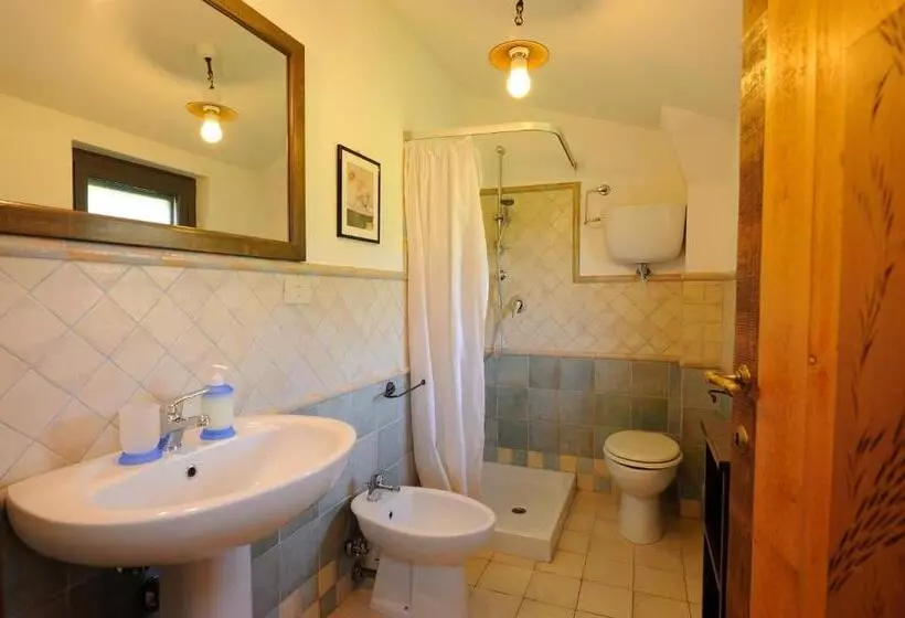 בית מלון כפרי Agriturismo La Torriola