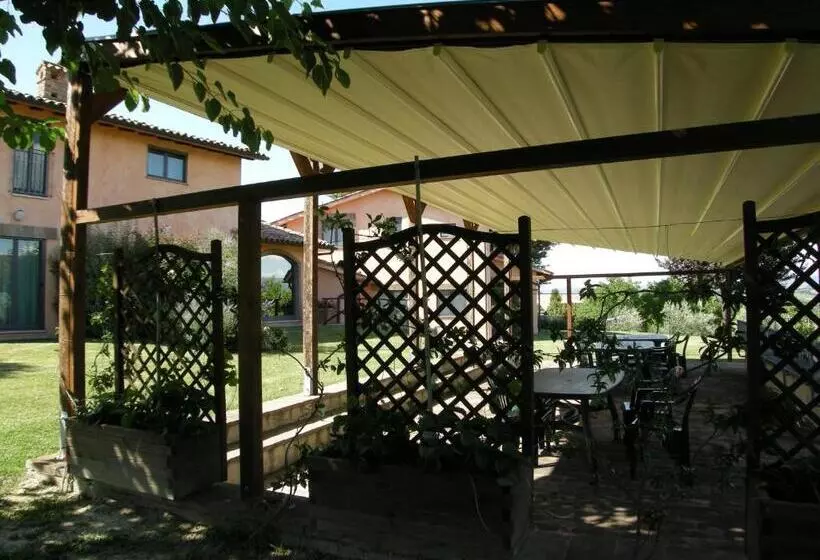 בית מלון כפרי Agriturismo La Torriola