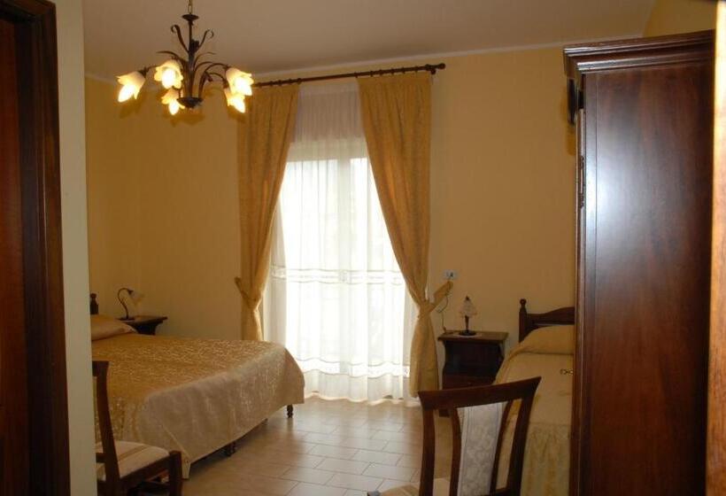 فندق Ai Tre Parchi Bed And Bike