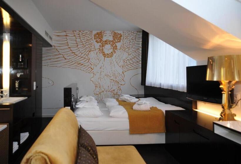 호텔 Alma Boutique