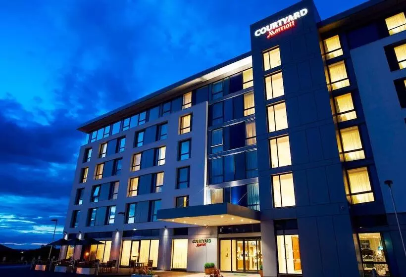 Hotelli Courtyard By Marriott Aberdeen Airport