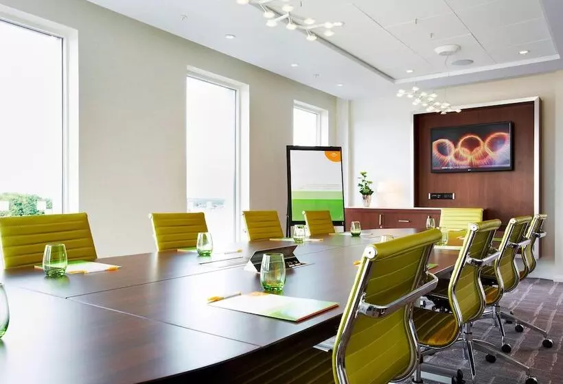 Hotelli Courtyard By Marriott Aberdeen Airport