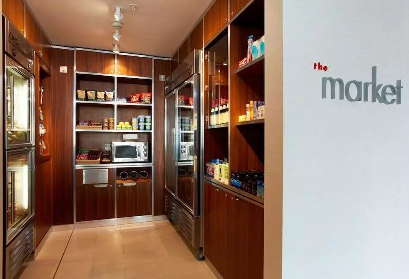 Hotelli Courtyard By Marriott Aberdeen Airport