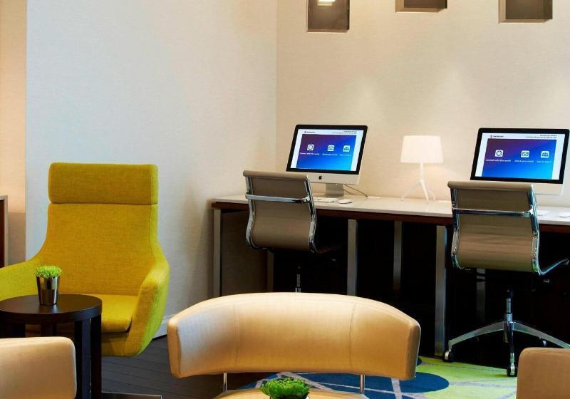 فندق Courtyard By Marriott Aberdeen Airport