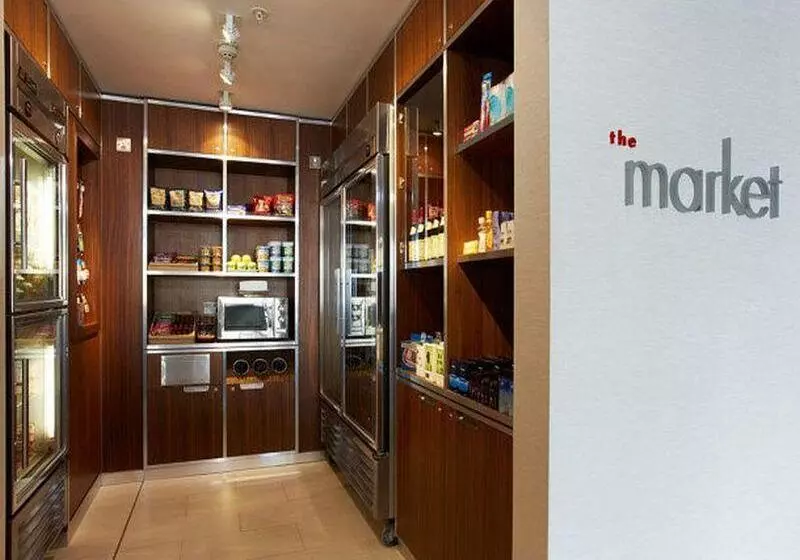 Hotelli Courtyard By Marriott Aberdeen Airport