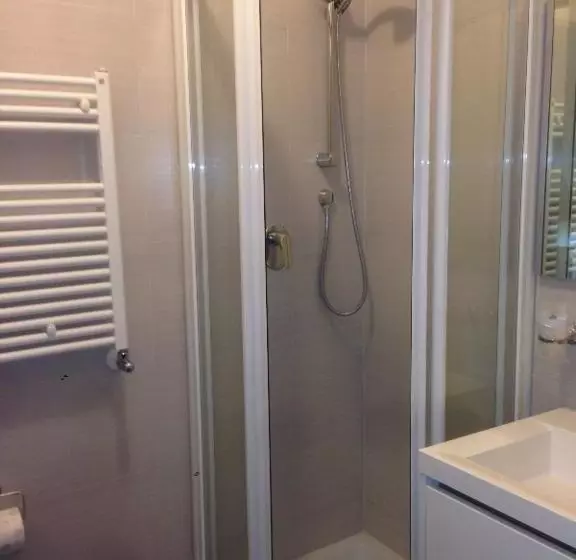 בית מלון כפרי Eur Guest House