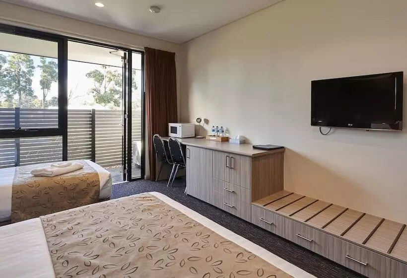 Отель Foreshore