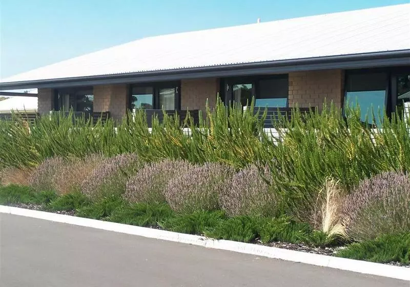 Отель Foreshore