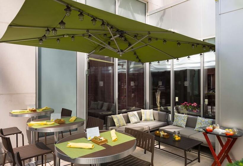 Отель Hilton Garden Inn New York/manhattanmidtown East