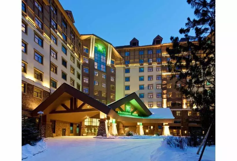 Hotel Ibis Styles Changbaishan Wanda