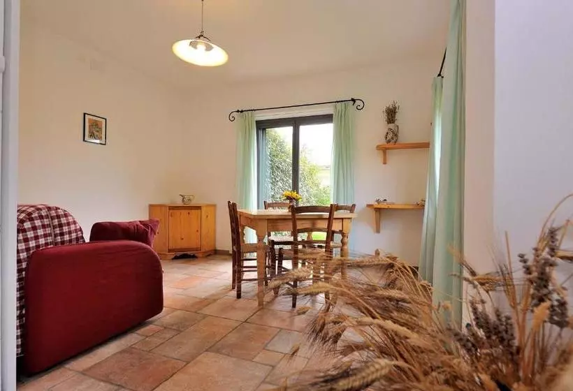 בית מלון כפרי Agriturismo La Torriola