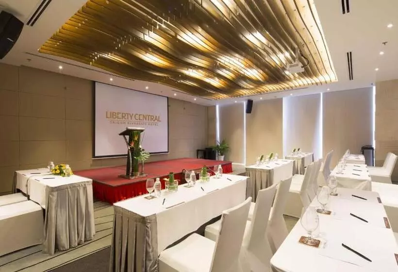 هتل Liberty Central Saigon Riverside