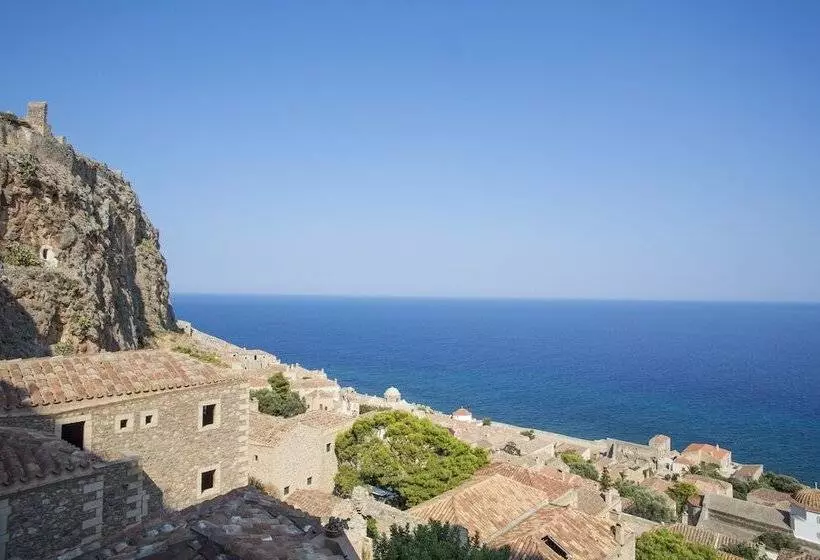 Hotel Moni Emvasis Luxury Suites