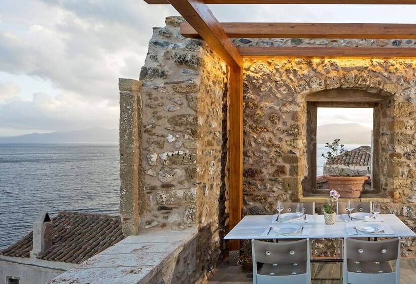 酒店 Moni Emvasis Luxury Suites