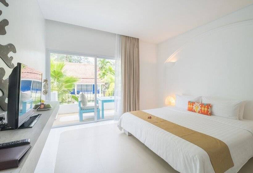 ホテル Ocean Breeze Resort Khaolak