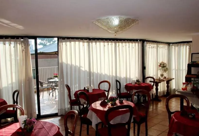 Отель Santa Caterina