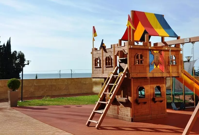 בית מלון כפרי Swissôtel Resort Sochi Kamelia