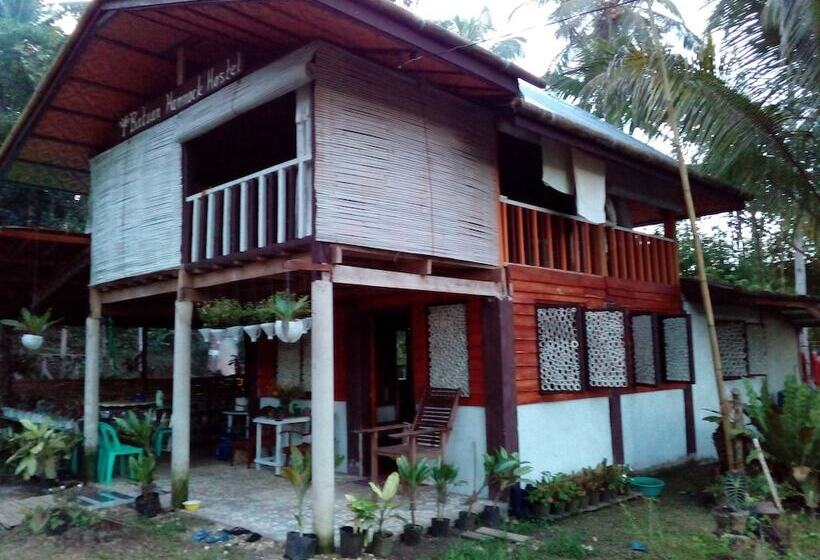 Отель Batuan Hammock Hostel