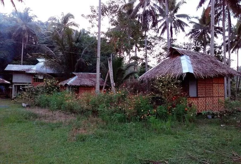 ホテル Batuan Hammock Hostel