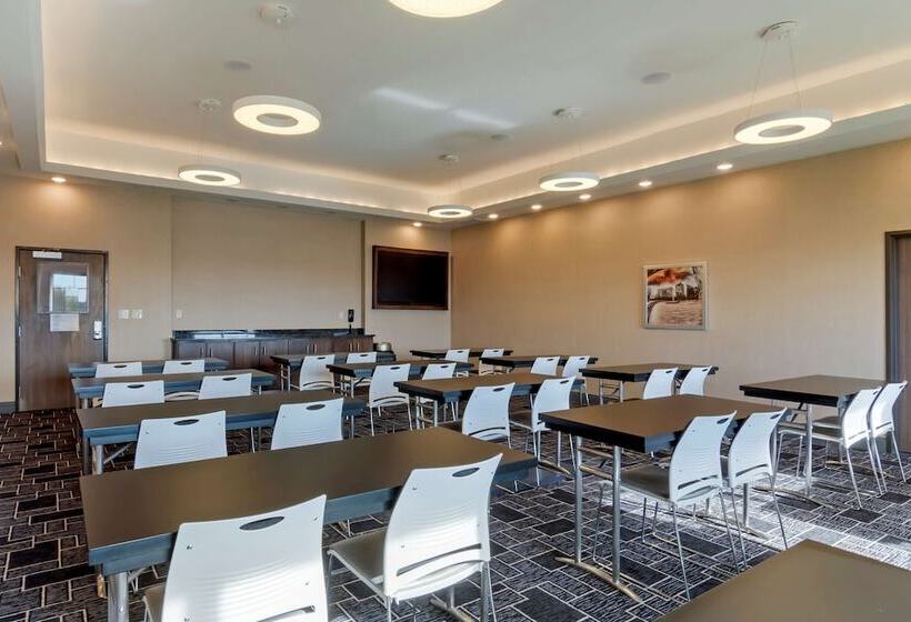 فندق Best Western Premier Liberty Inn & Suites