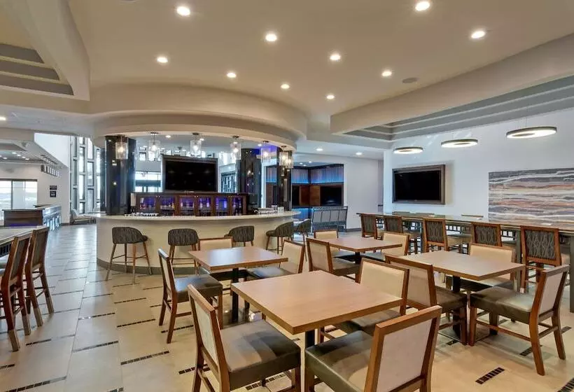 Hotelli Best Western Premier Liberty Inn & Suites