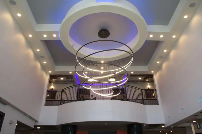 فندق Best Western Premier Liberty Inn & Suites