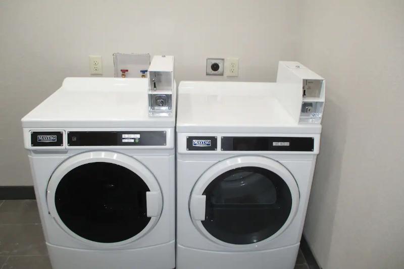 فندق Best Western Premier Liberty Inn & Suites