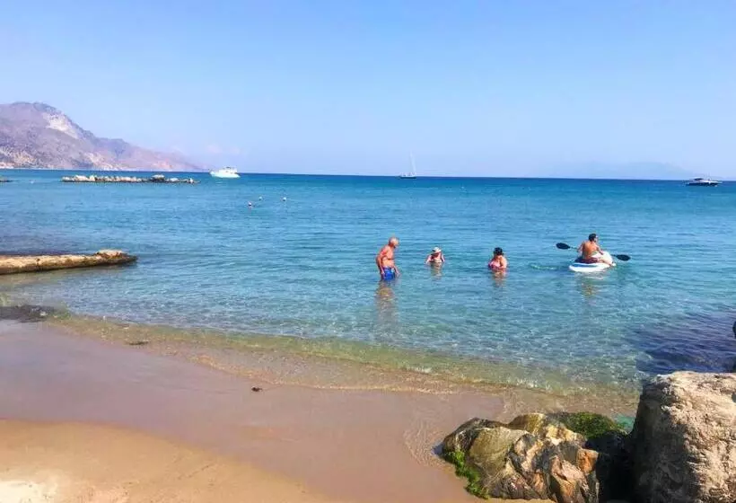 Cabana Blu Hotel & Suites