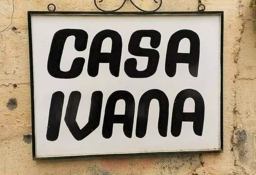 ホテル Hostal Casa Ivana   Hostel