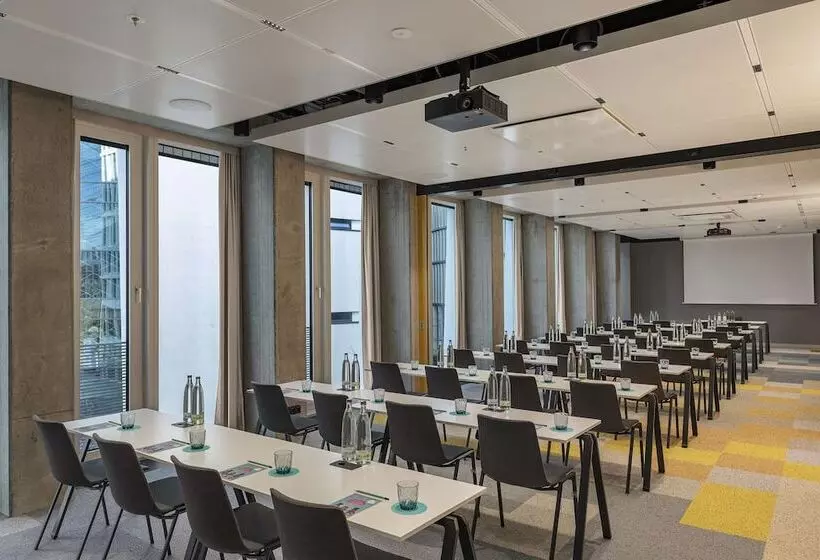 Hotelli Nhow Frankfurt