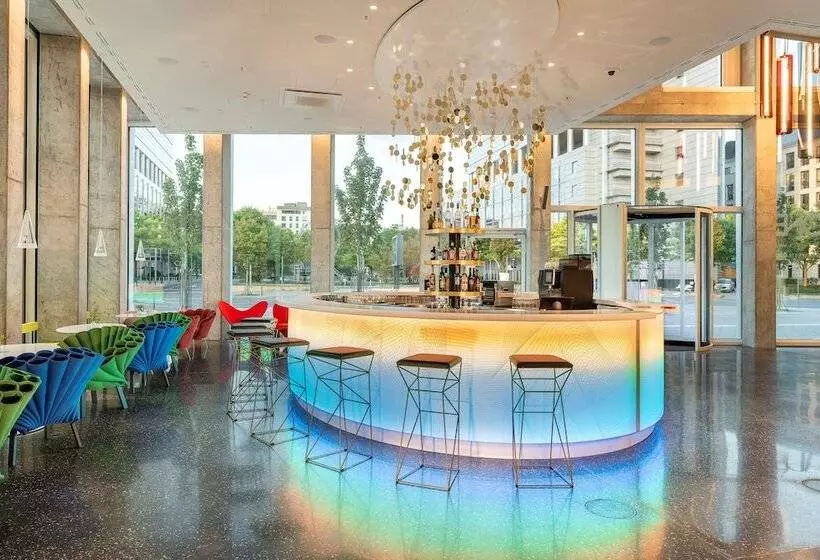 Hotelli Nhow Frankfurt