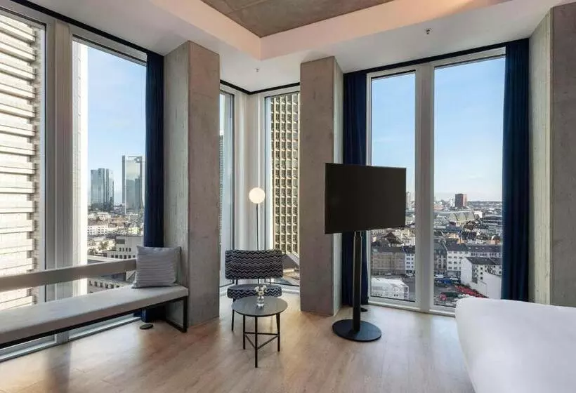 Hotelli Nhow Frankfurt