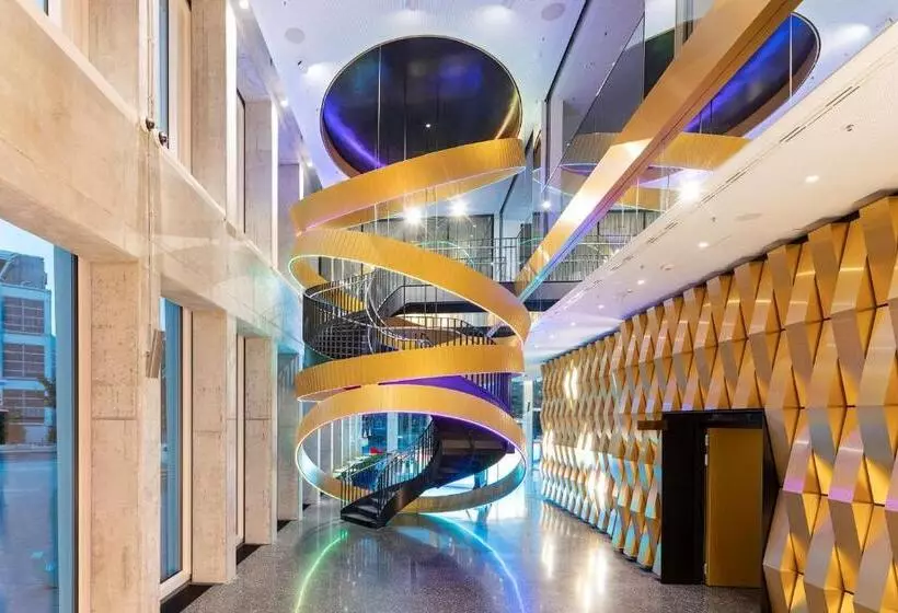 Hotelli Nhow Frankfurt