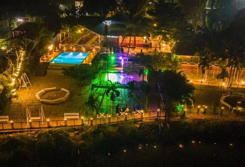 Отель Dandeli Jungle Resort