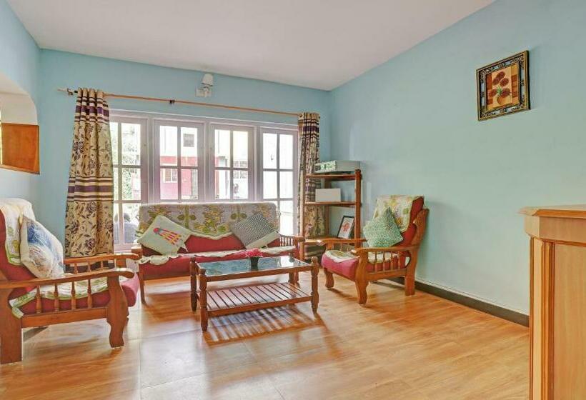 酒店 Ishaan Holidays