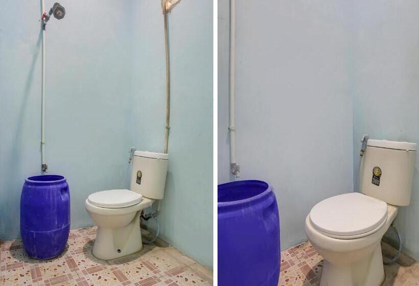 Hotel Oyo 91005 Cottage Putra Mutun Beach