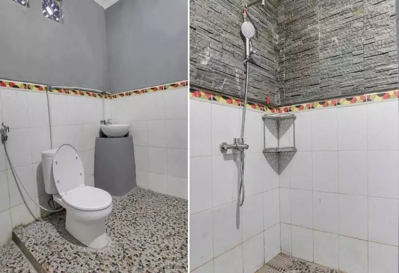 هتل Oyo 91005 Cottage Putra Mutun Beach