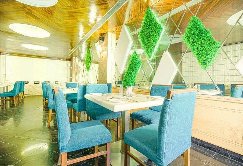 酒店 Silky  & Resorts