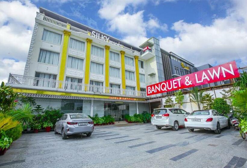 酒店 Silky  & Resorts