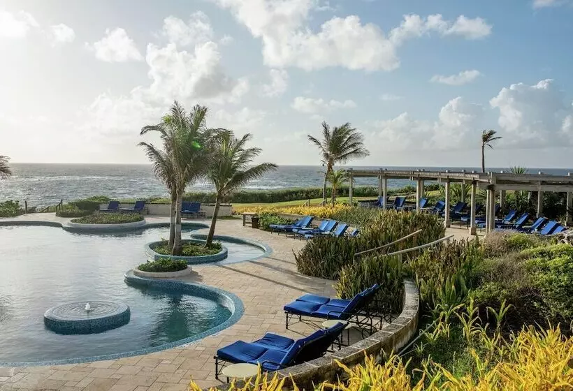 استراحتگاه Hilton Grand Vacations Club The Crane Barbados